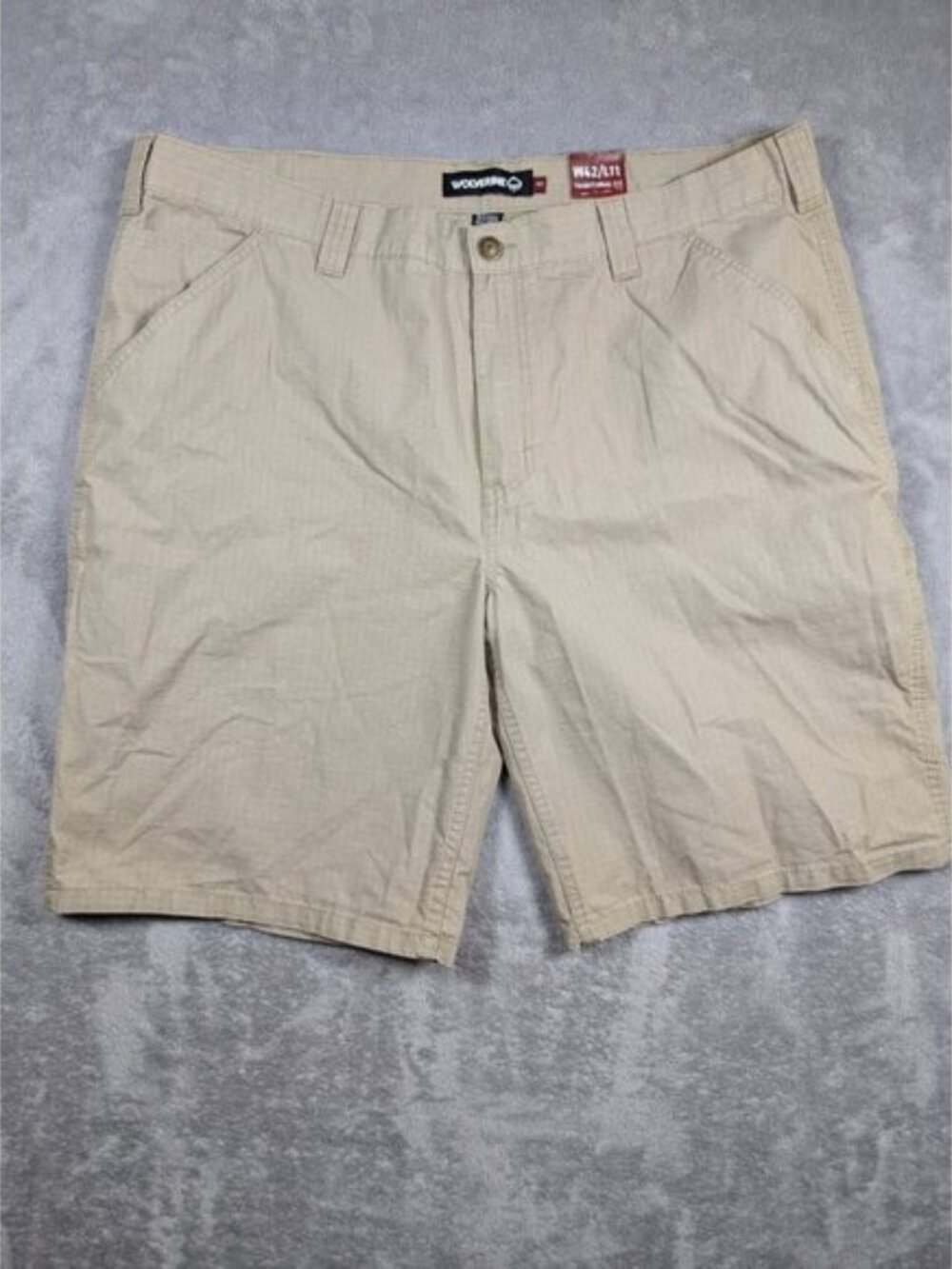 Wolverine Mens Cargo Shorts Size 42 Beige Traditional Fit Carpenter Ripstop Work